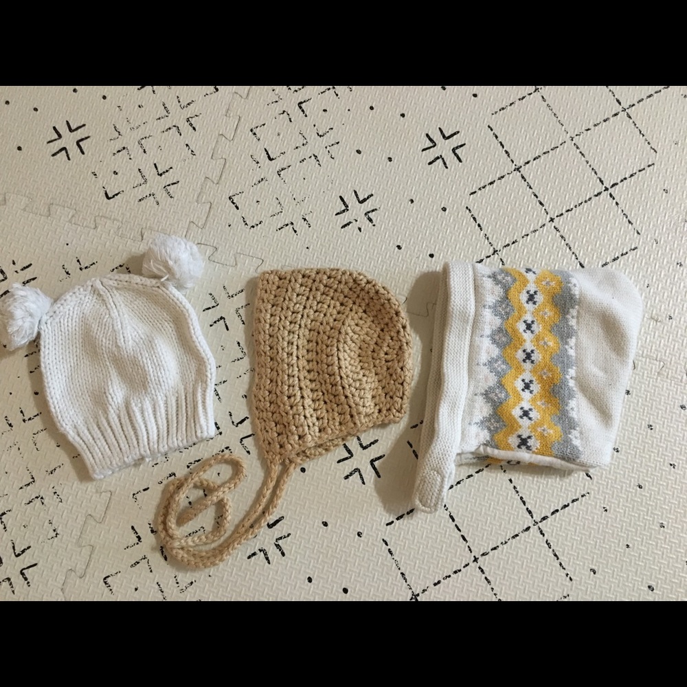 Winter hat lot